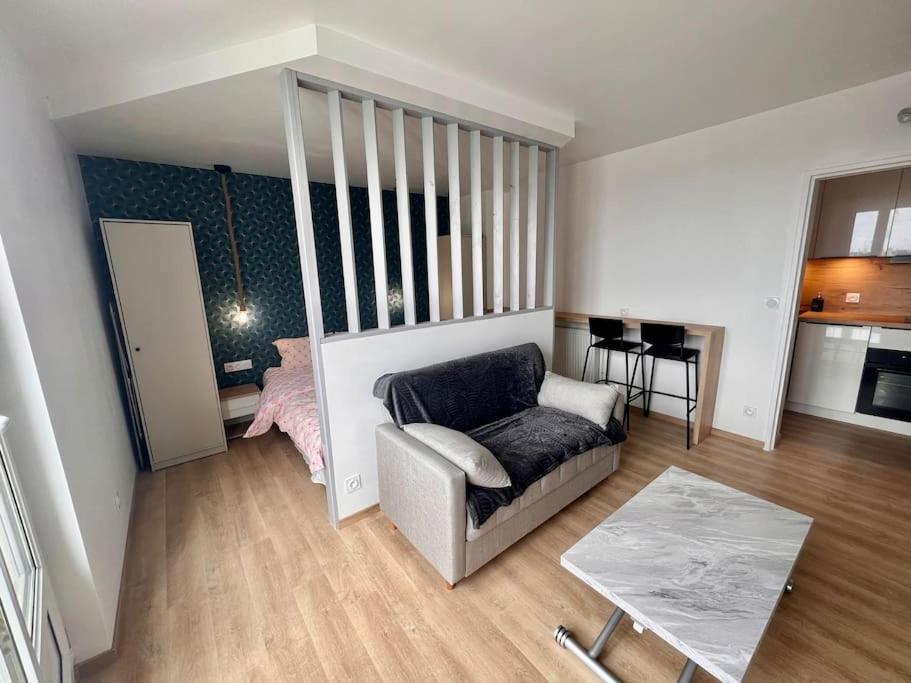 Appartement Proche Des Prebendes Tours Eksteriør bilde